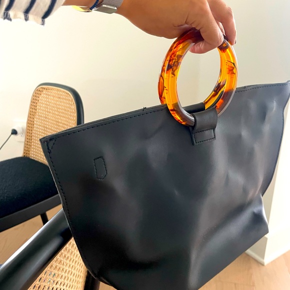 Primark Black handbag with strap - Picture 1 of 2